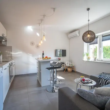 Apartman Zara Matulji Buitenkant foto