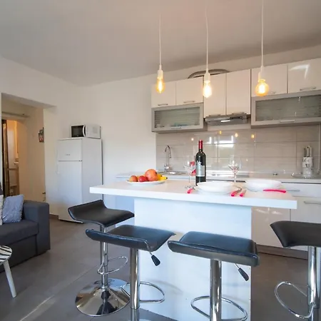 Apartman Zara Matulji Buitenkant foto